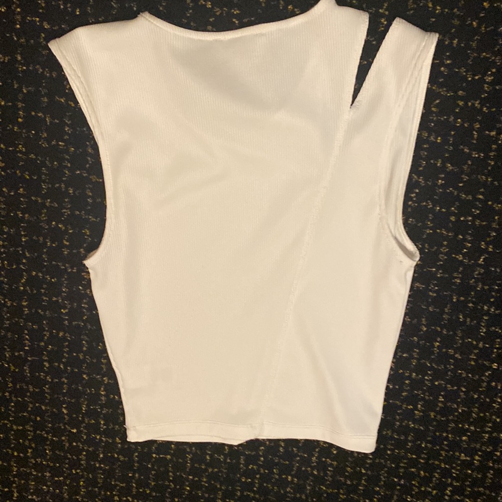 slit neck white tank top - Picture 2 of 2